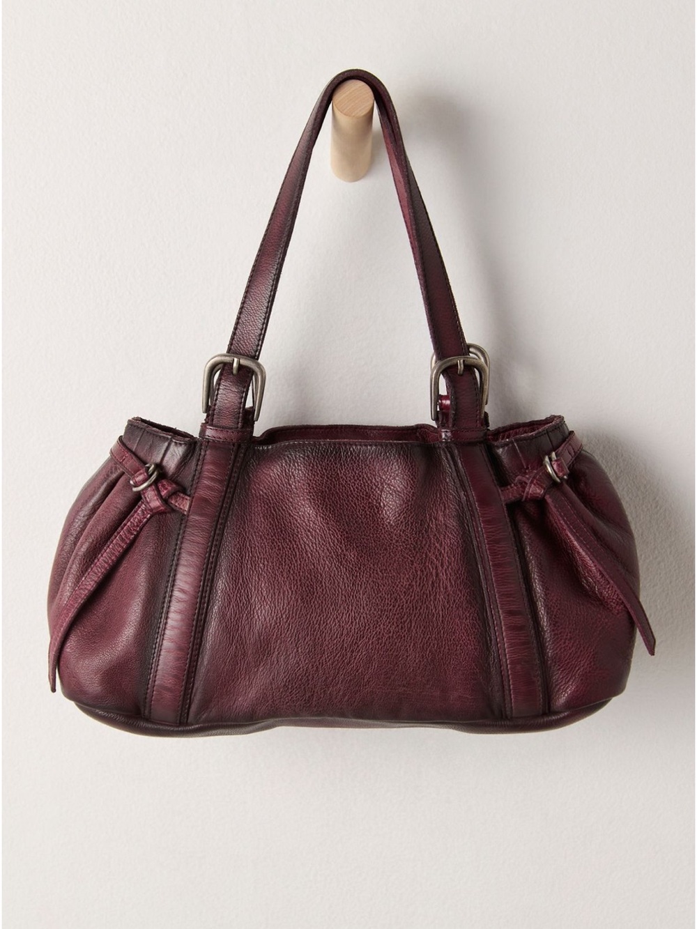 Red Copenhagen Leather Shoulder Bag - Classic Women’s Tote.